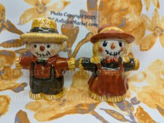 Scarecrow Couple - Small Salt and Peper Set