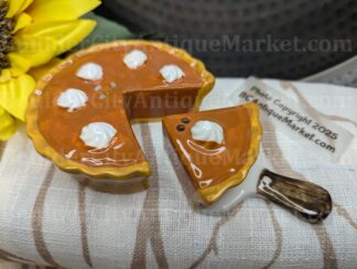 Pumpkin Pie and Slice Salt and Pepper Set