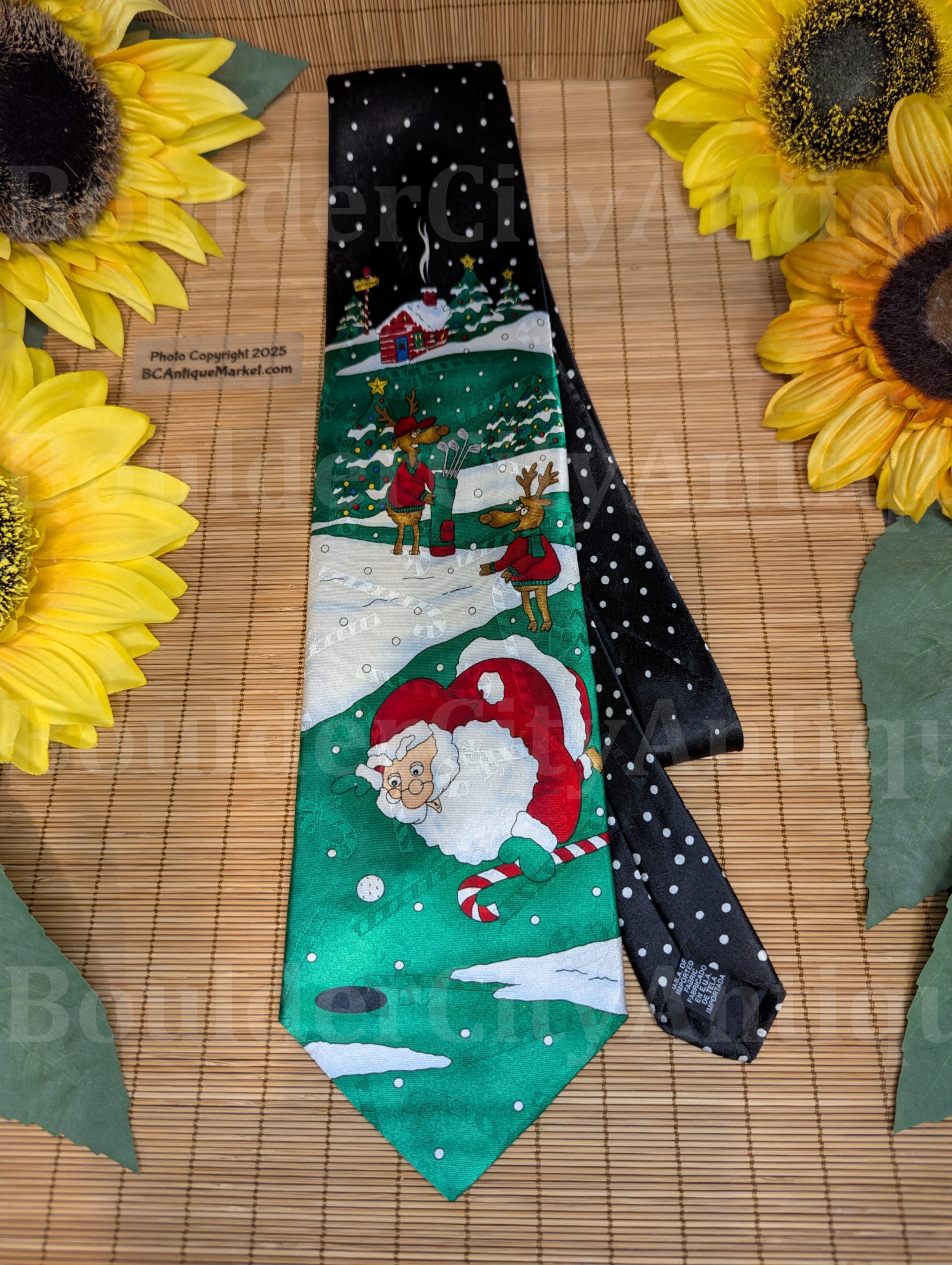 Christmas - Santa and Reindeer Golfing