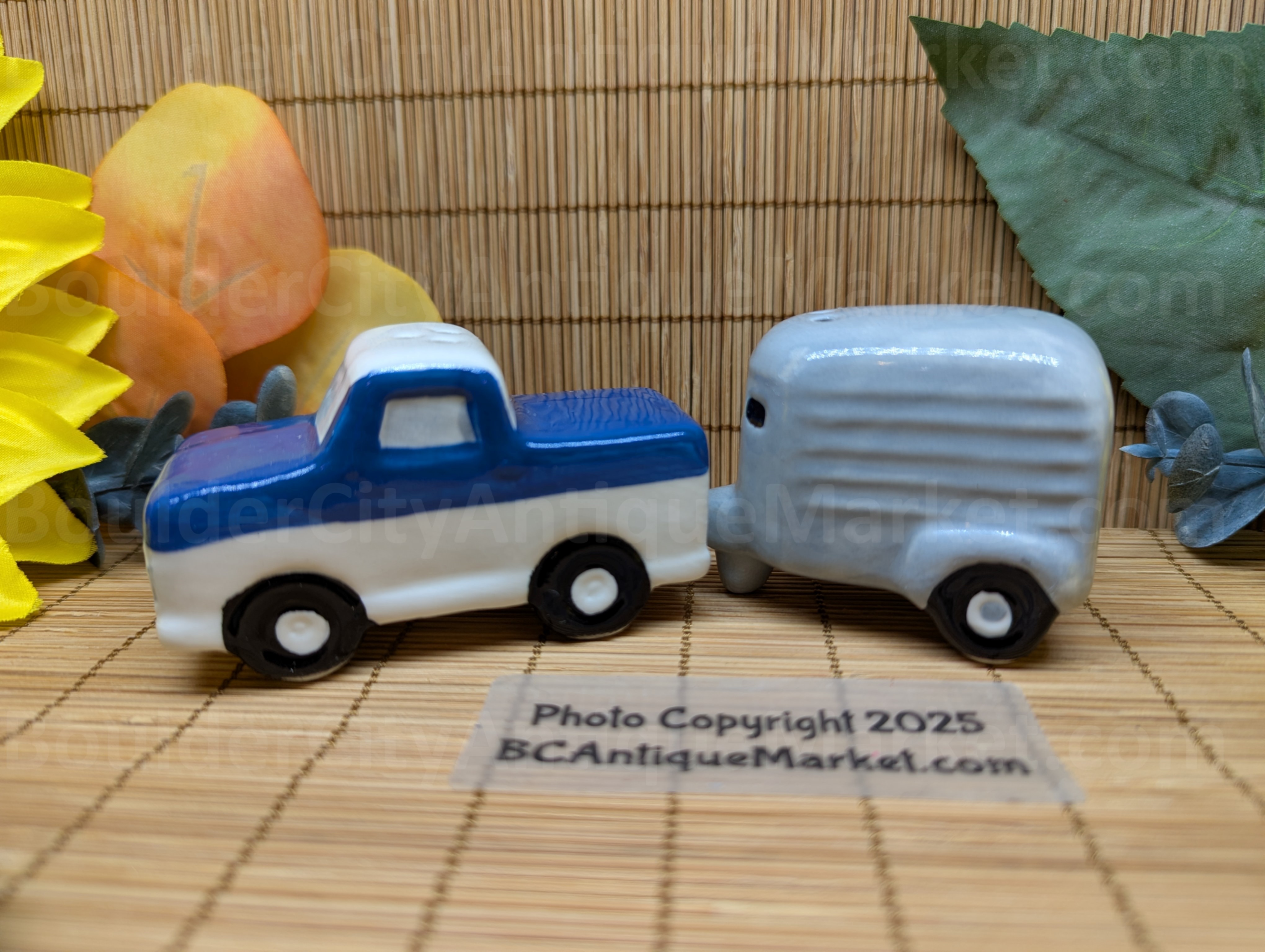 Pickup Truck and Horse Trailer Small Salt and Pepper Set