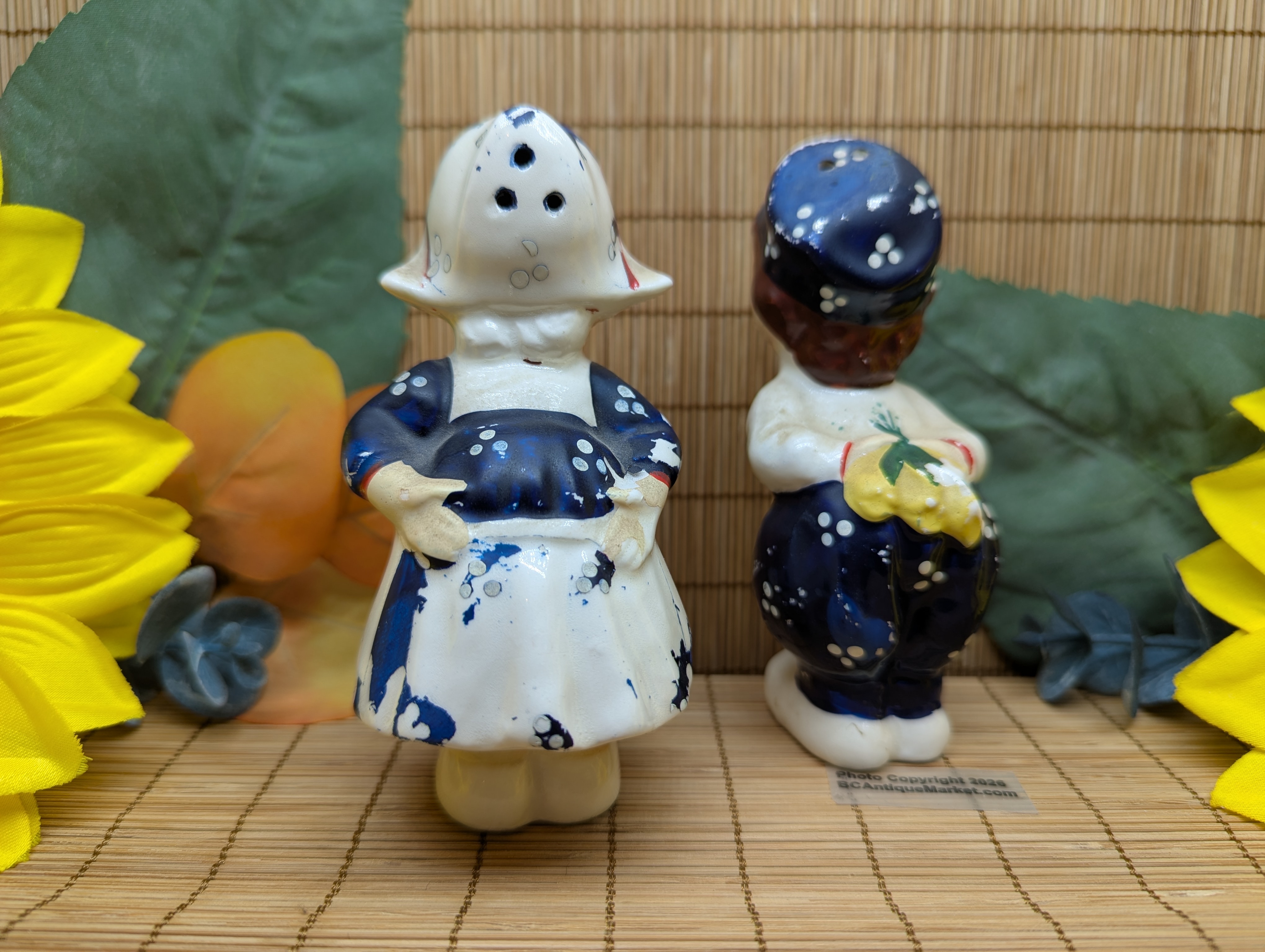 Delft Dutch Boy and Girl Antique Salt and Pepper Set - Image 6
