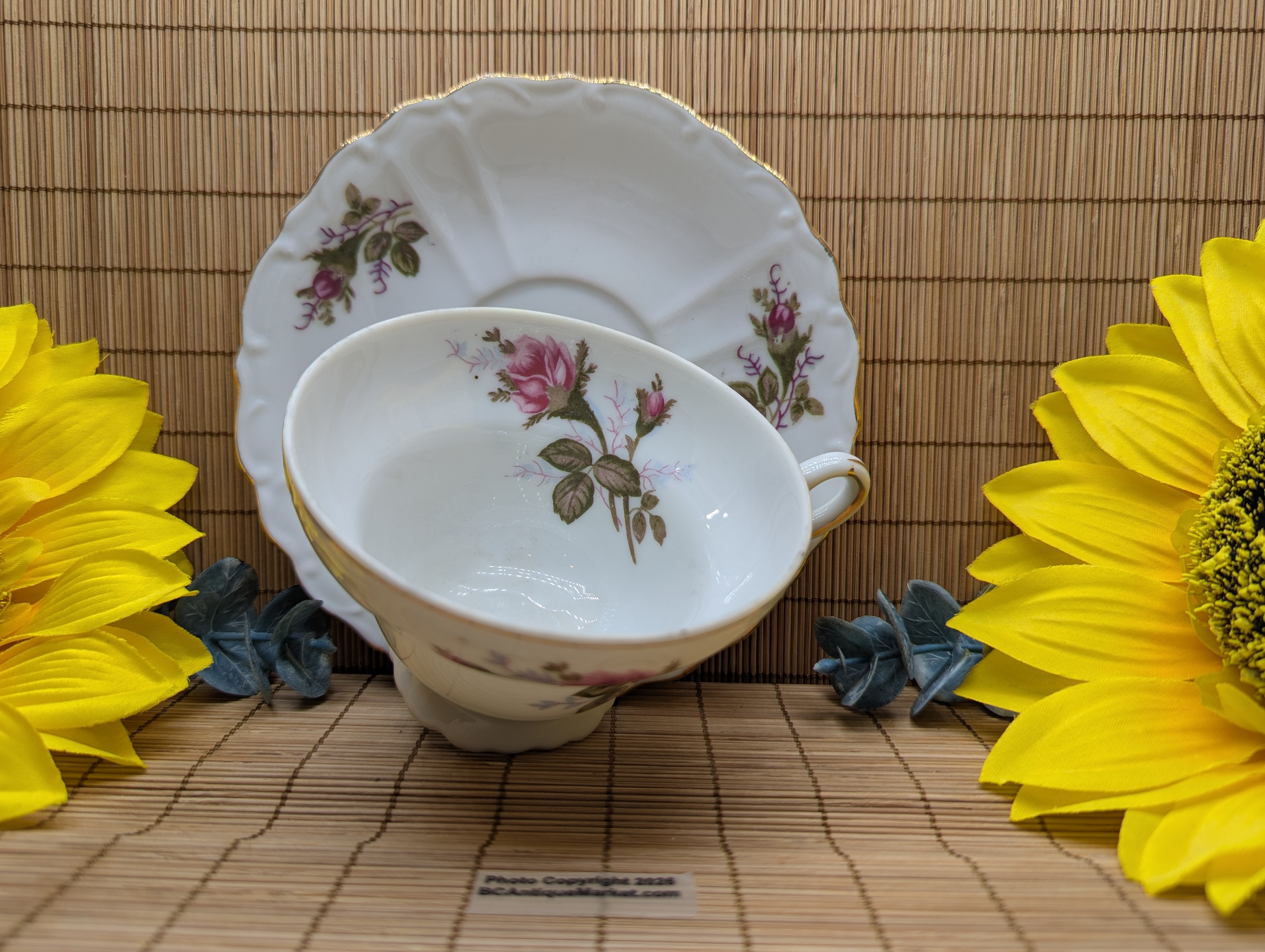 Moss Rose Teacup and Saucer, Japan 1960s