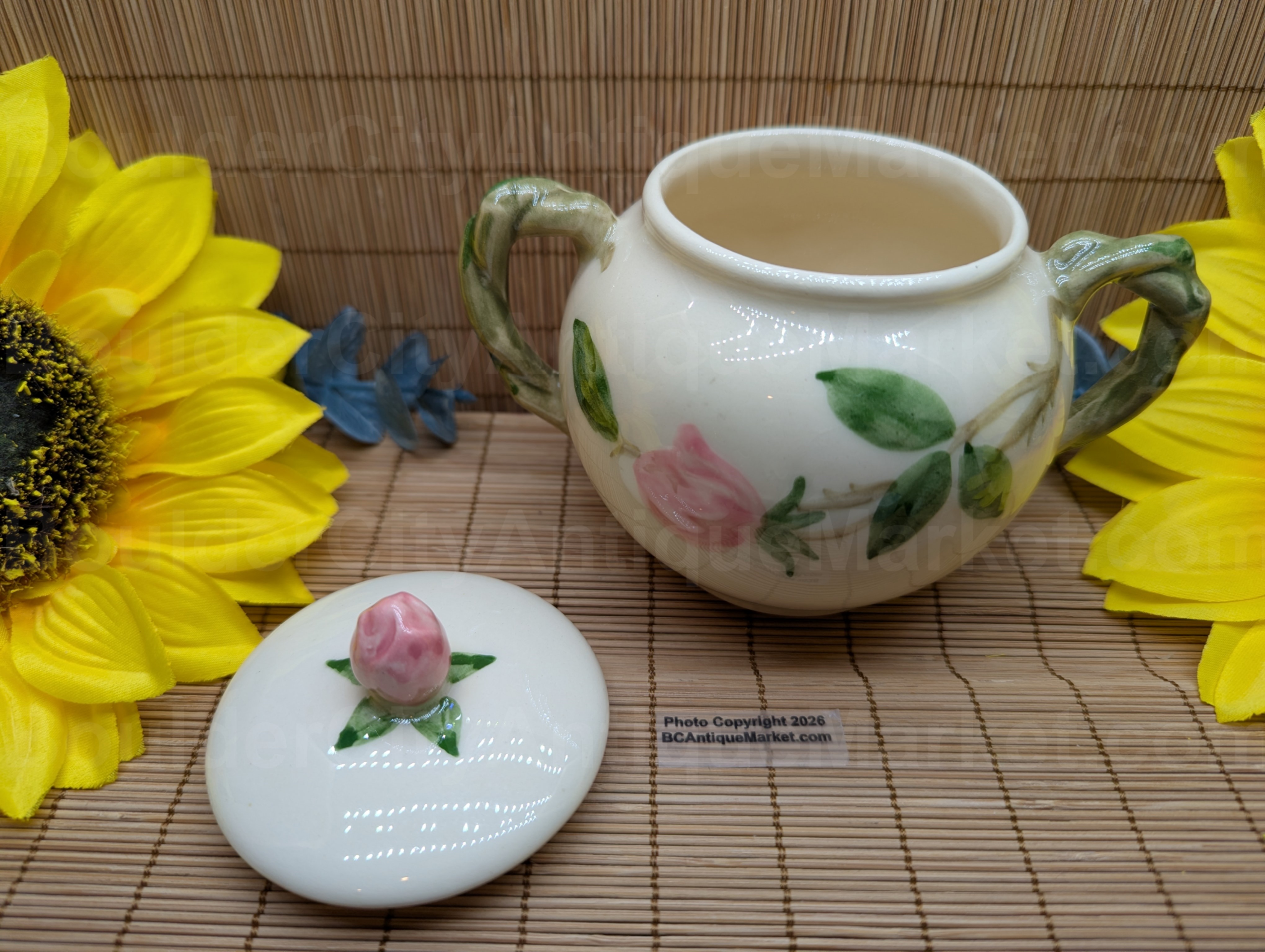 Desert Rose Sugar Bowl With Lid 1940-1947