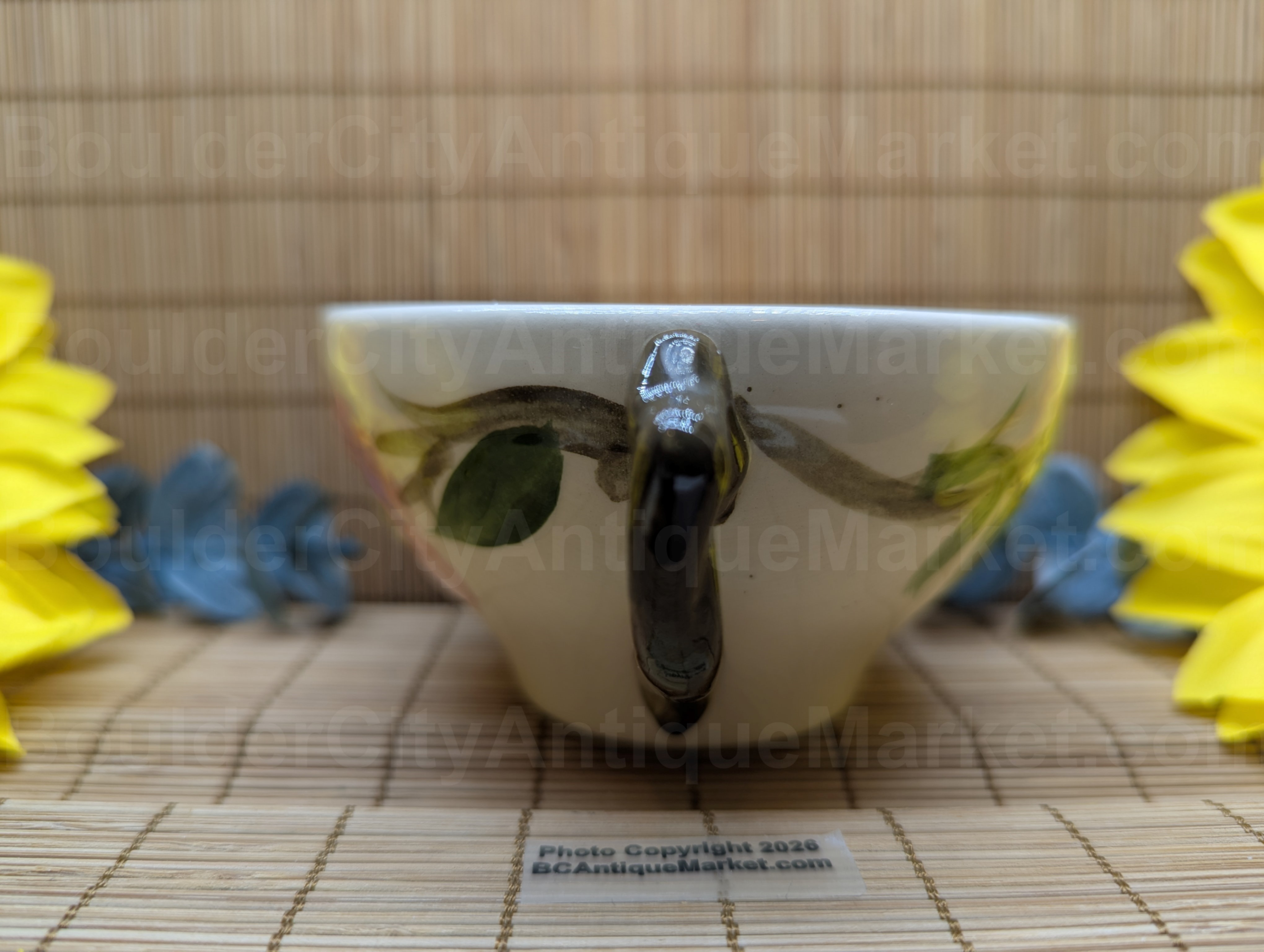 Desert Rose Cup, Dark Handle 1978-1979