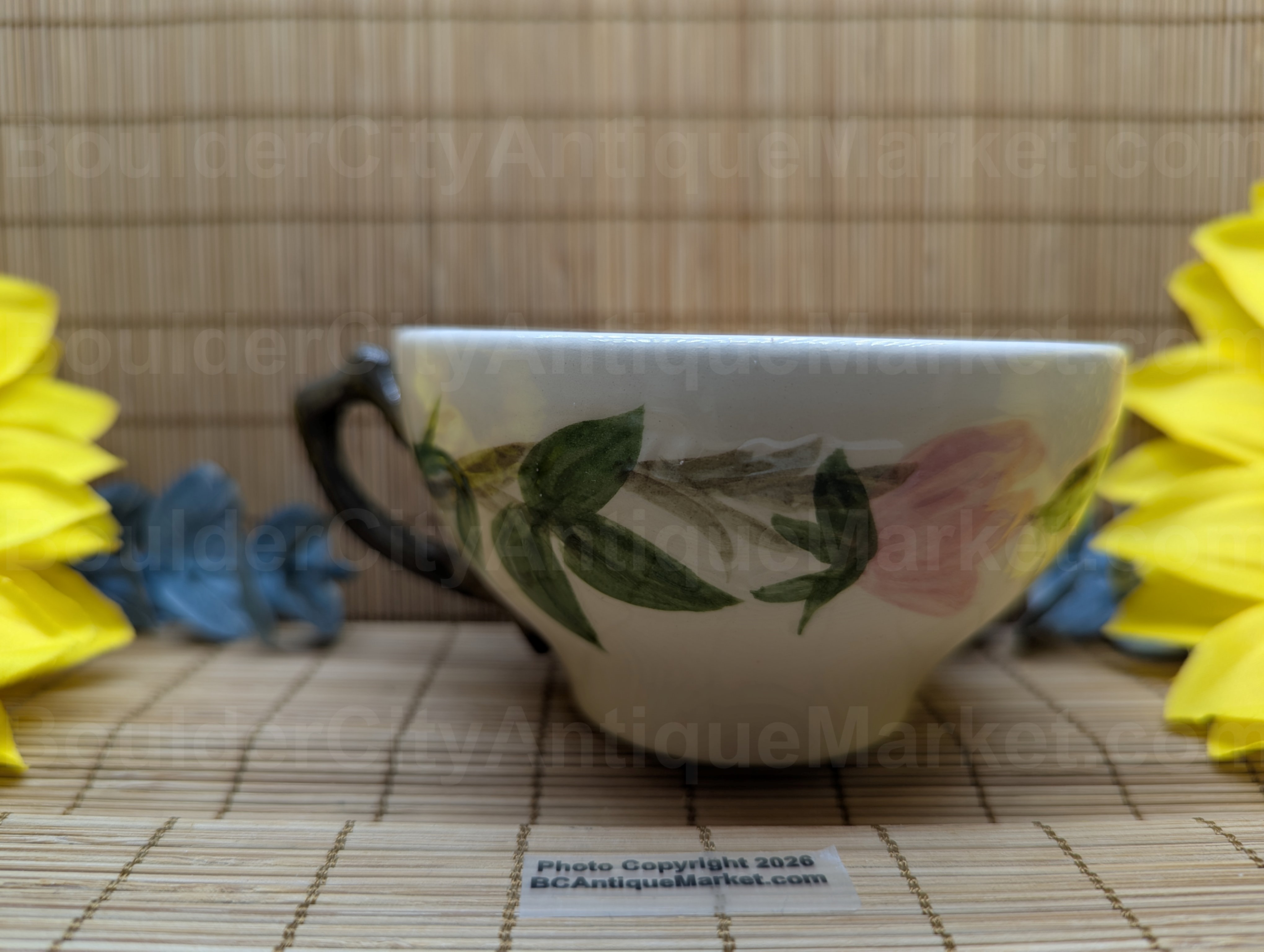 Desert Rose Cup, Dark Handle 1978-1979