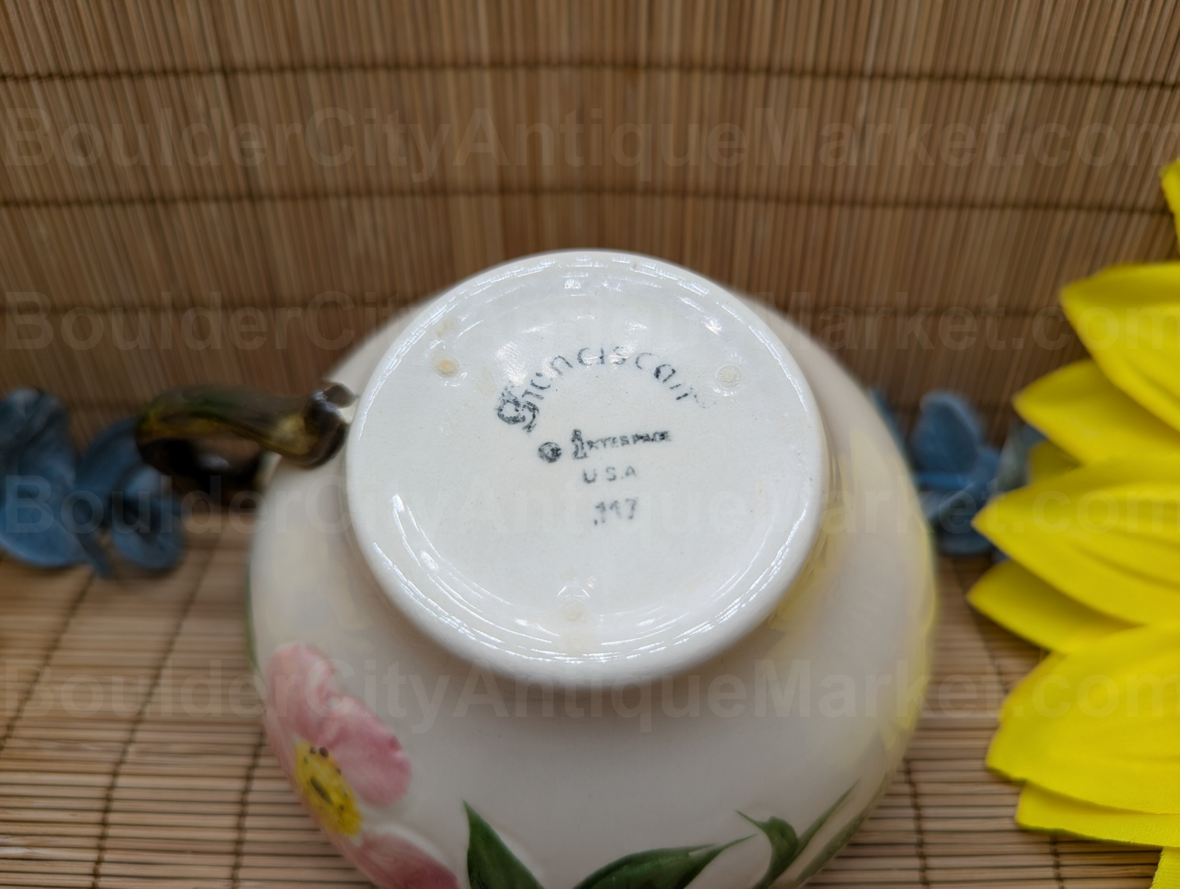 Desert Rose Cup, Dark Handle 1978-1979