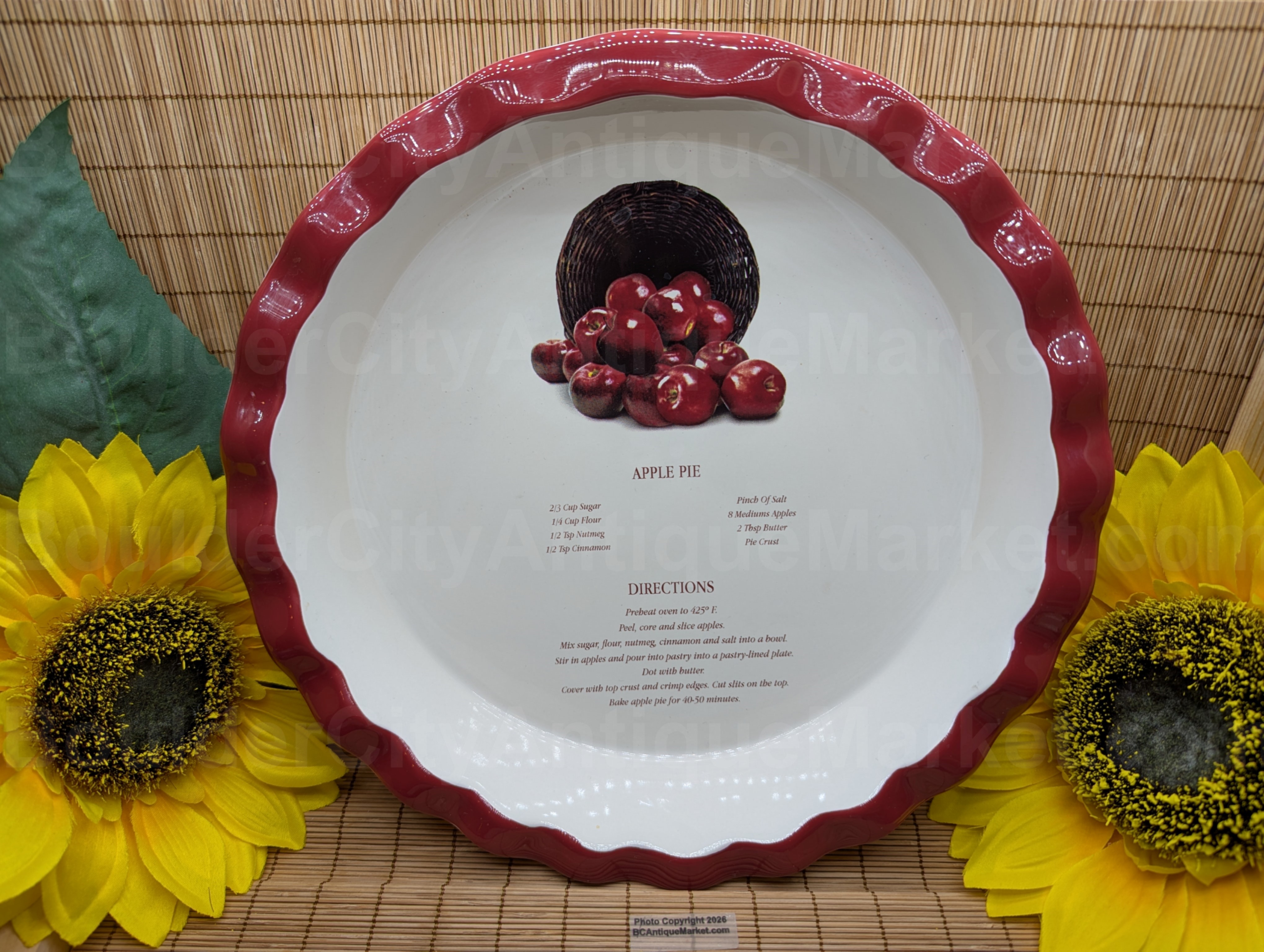 Apple Pie Recipe Dish, Straight Side