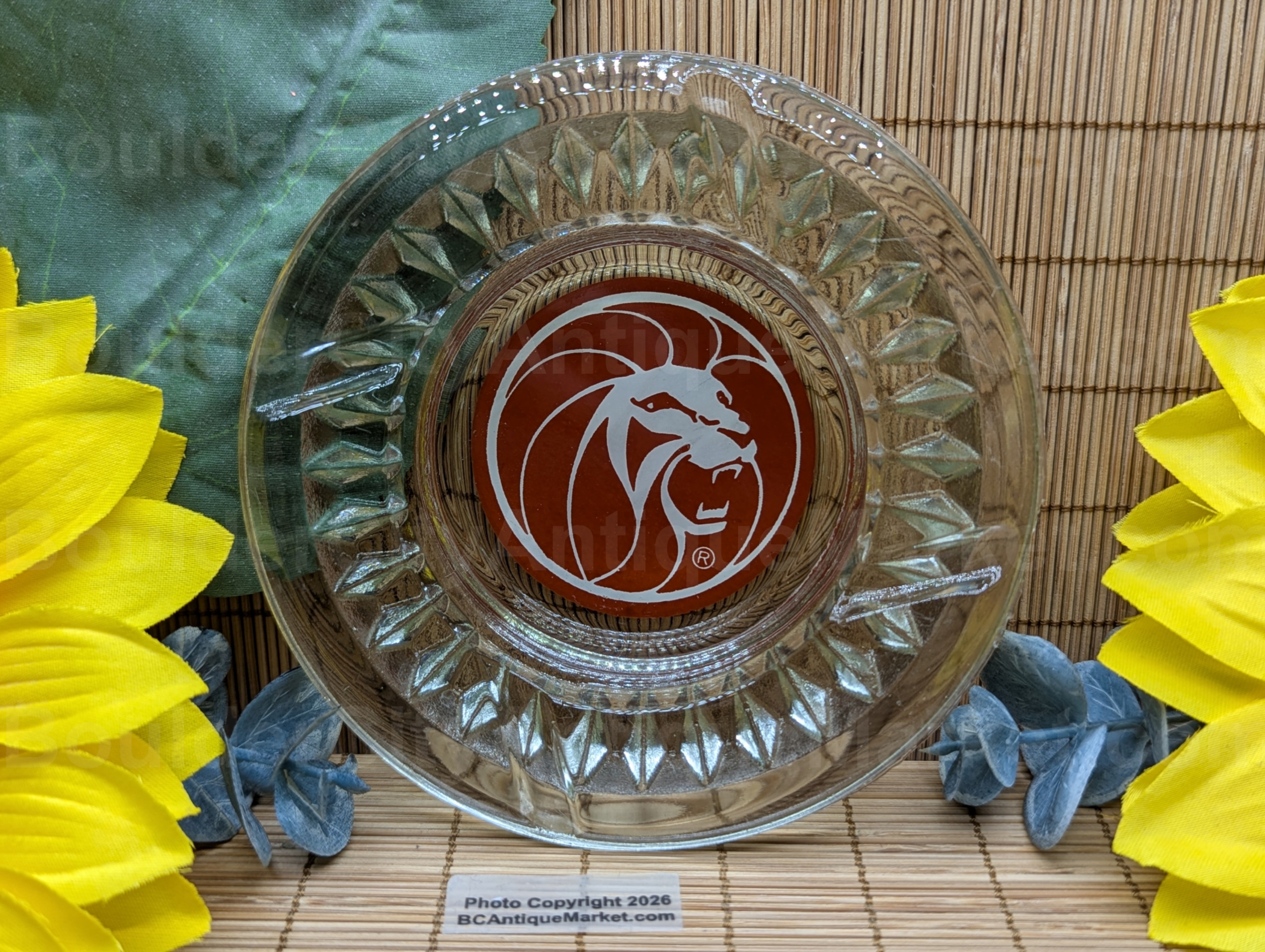 MGM Hotel and Casino Ashtray, Ribbed Rim 1966-1982